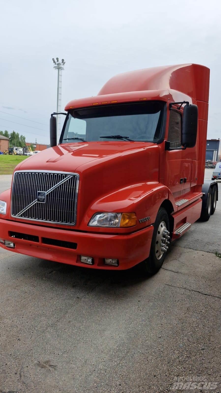Volvo VNL-4 Tahače