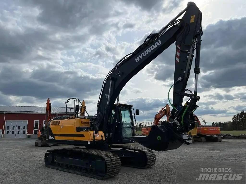 Hyundai HX 220 Pásová rýpadla