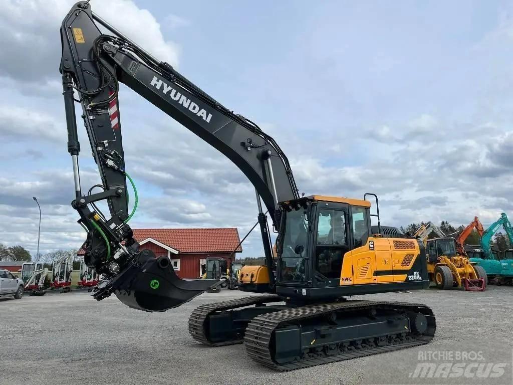 Hyundai HX 220 Pásová rýpadla