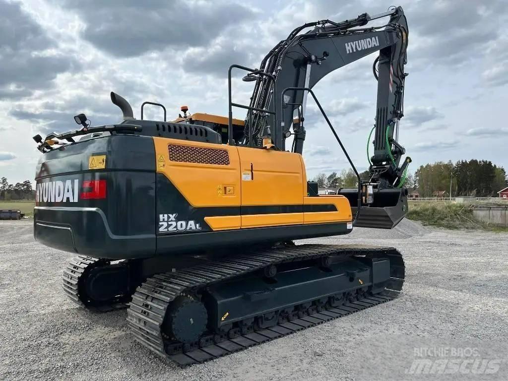Hyundai HX 220 Pásová rýpadla
