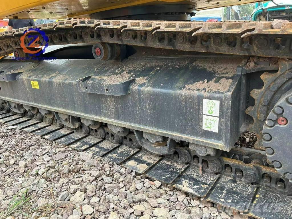 Komatsu PC 240-8 Pásová rýpadla