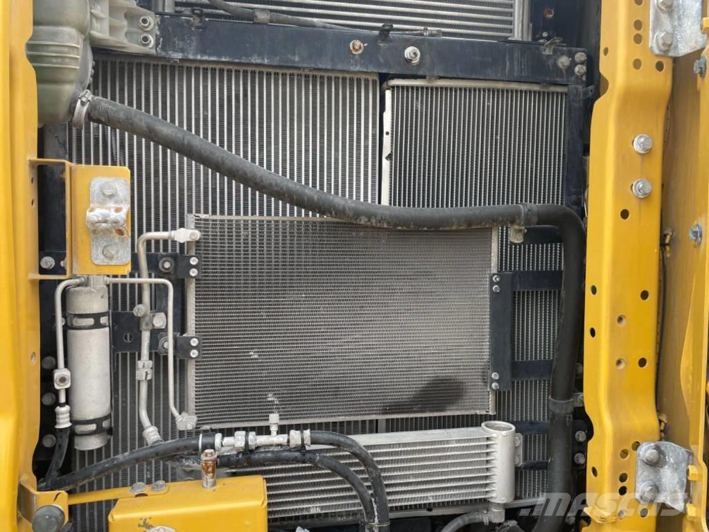 CAT 320 Pásová rýpadla