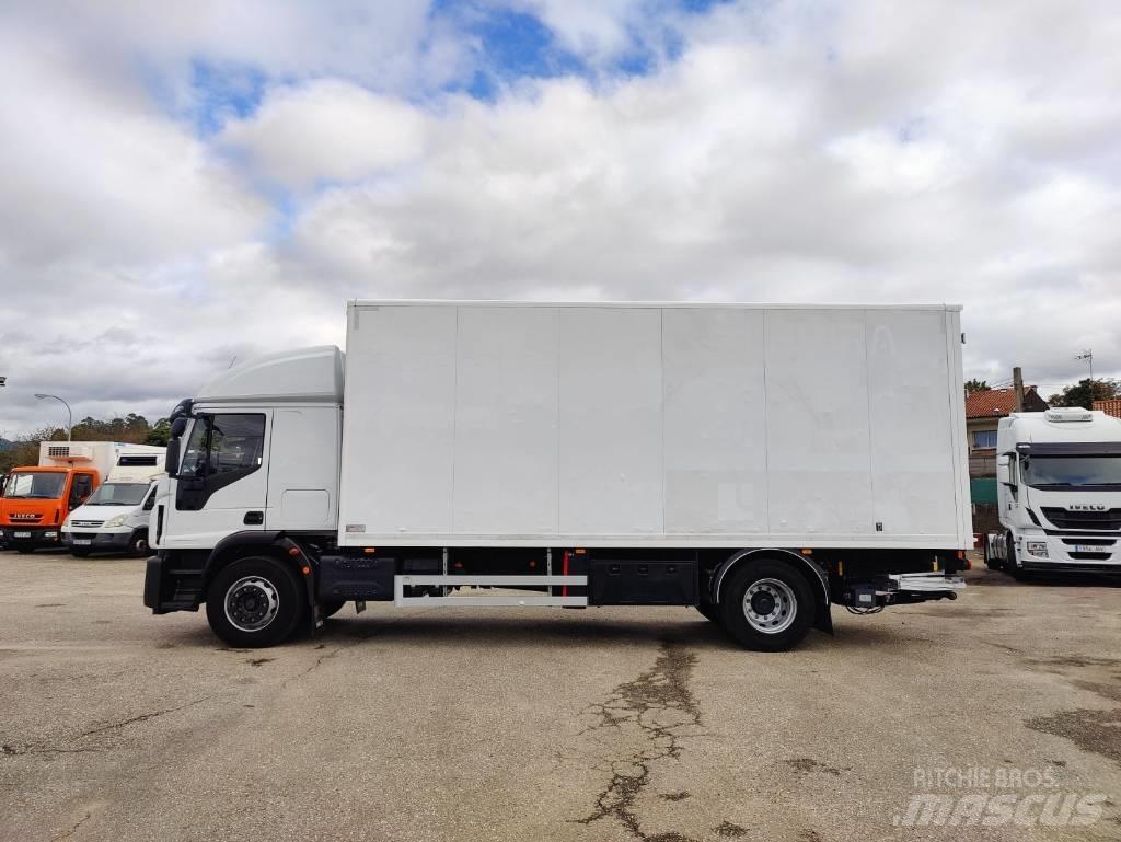 Iveco 180E 28 Skříňová nástavba