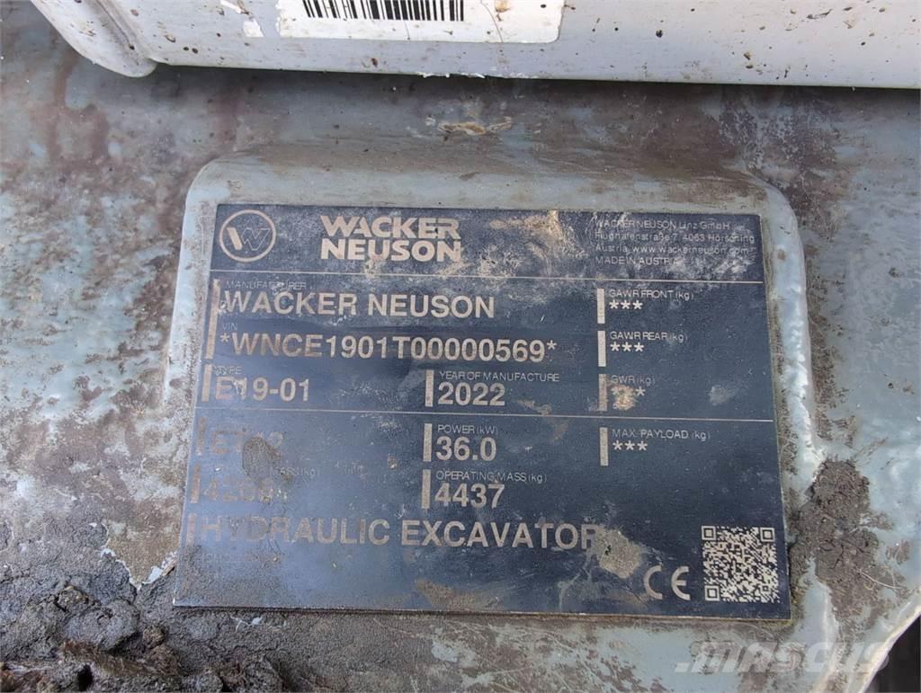 Wacker Neuson ET42 Pásová rýpadla