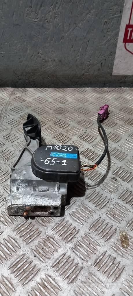 MAN TGA 81259706094 Kabiny a interiér