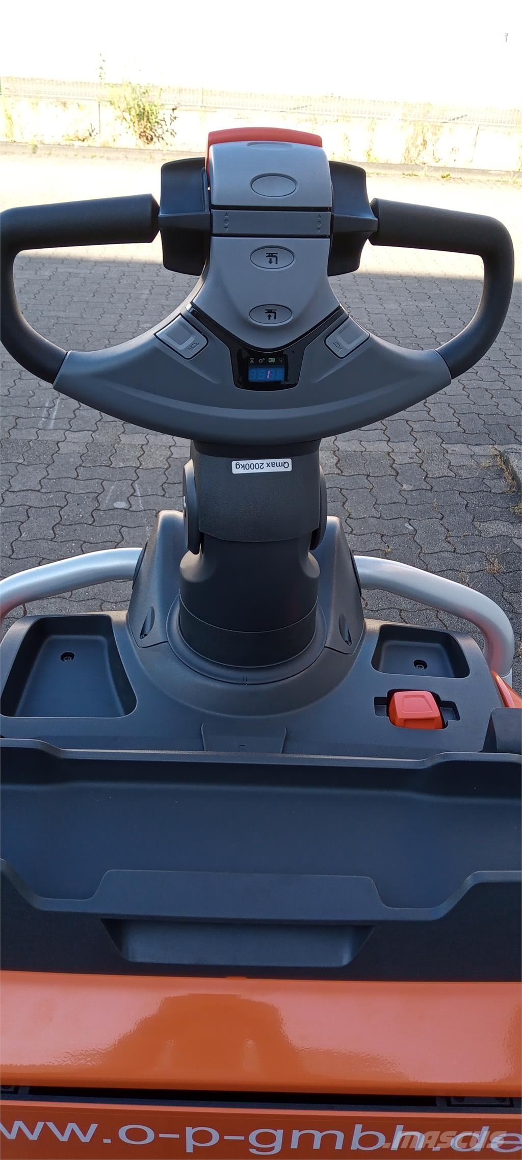 Toyota LPE200 Ručně vedené vysokozdvižné vozíky