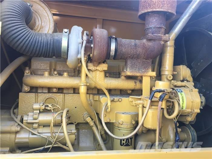 CAT 140 H II Grejdry