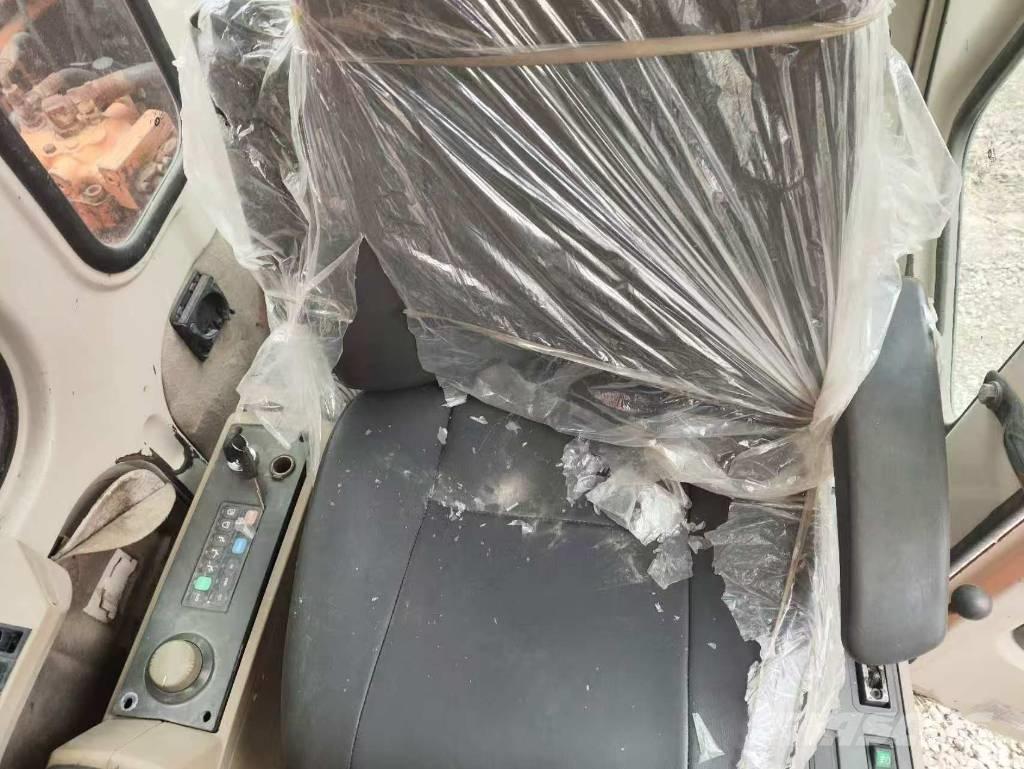 Doosan DH 210 W-7 Kolová rýpadla