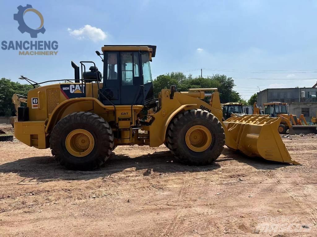 CAT 980H Kolové nakladače