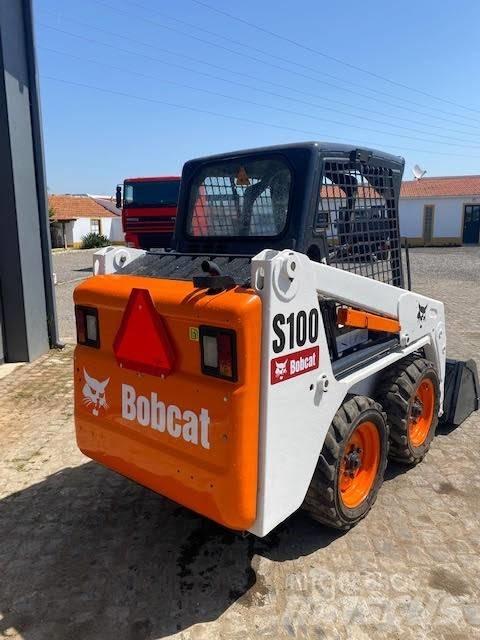 Bobcat S 100 Smykem řízené nakladače