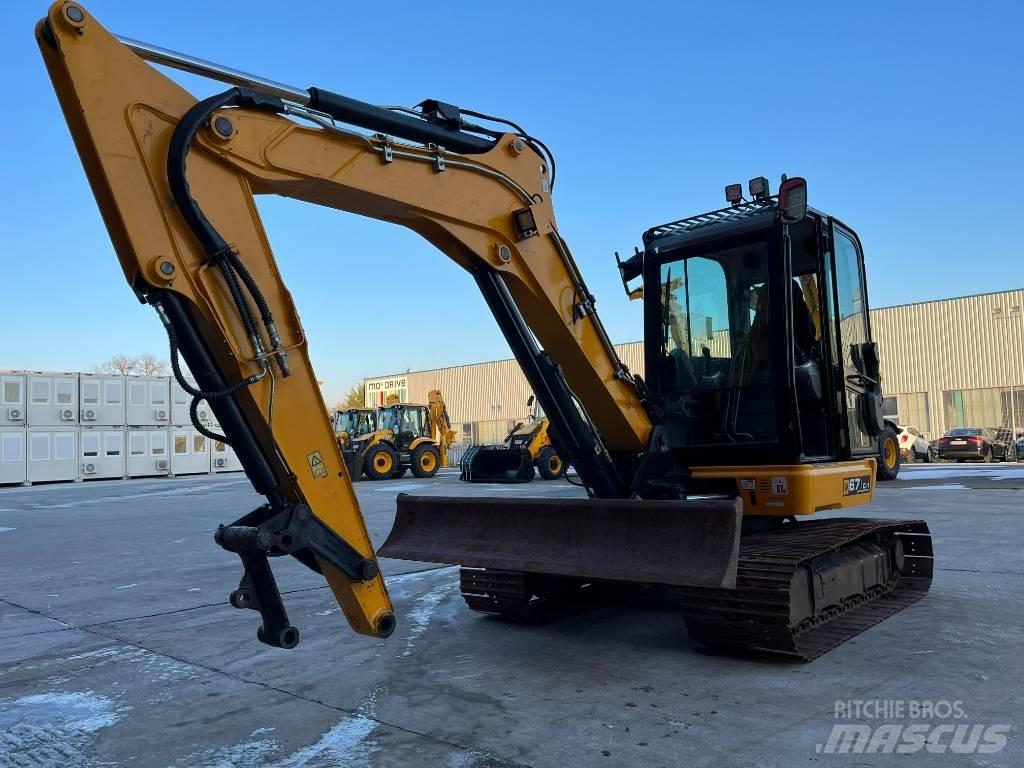 JCB 67 C Mini rýpadla < 7t