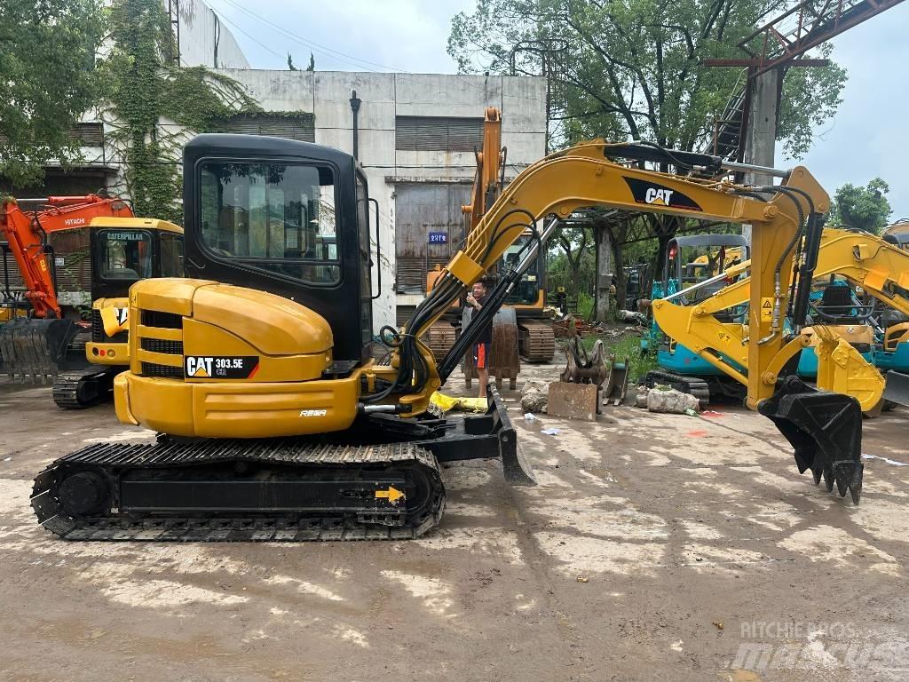 CAT 303 Mini rýpadla < 7t