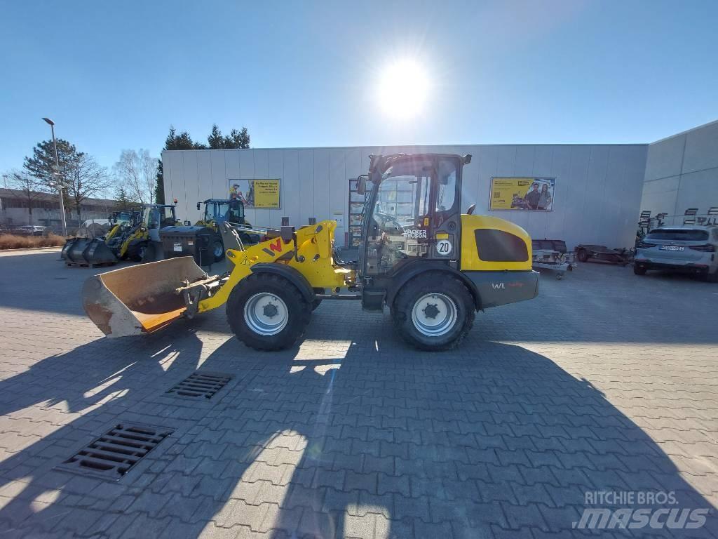 Wacker Neuson WL44 Kolové nakladače