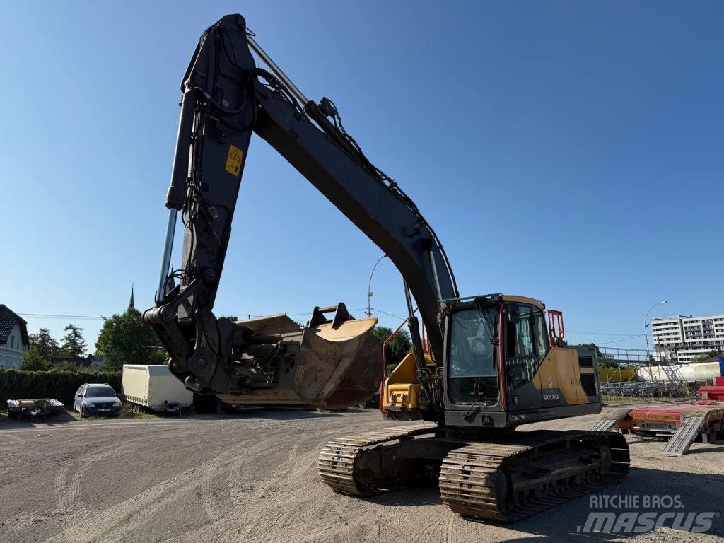 Volvo EC220 EL Pásová rýpadla