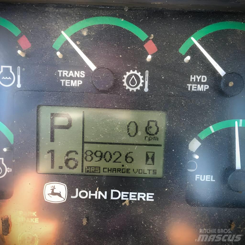 John Deere 850 J Pásové dozery