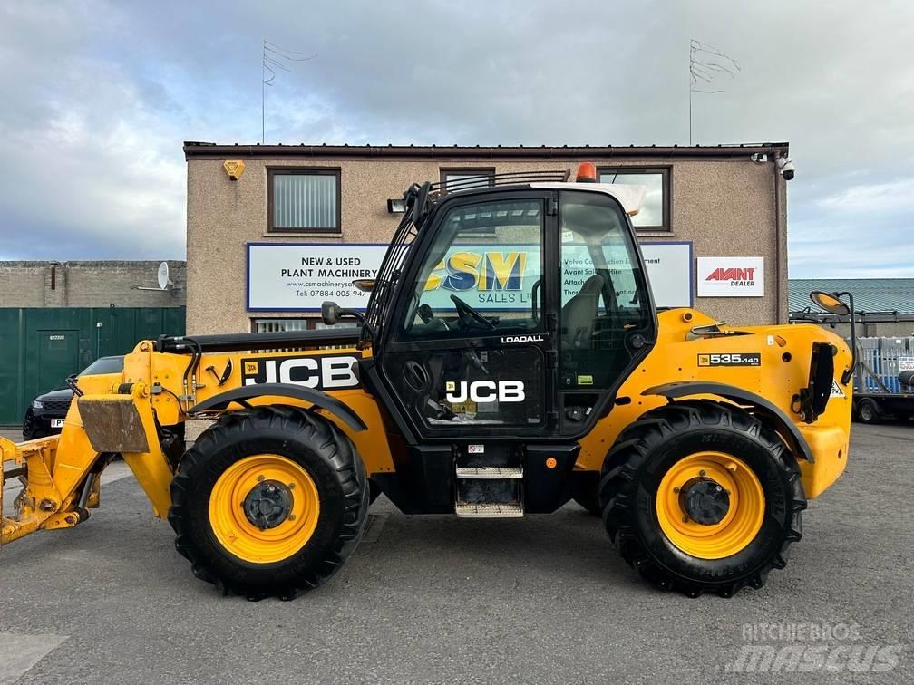JCB 535-140 Hiviz Teleskopické manipulátory