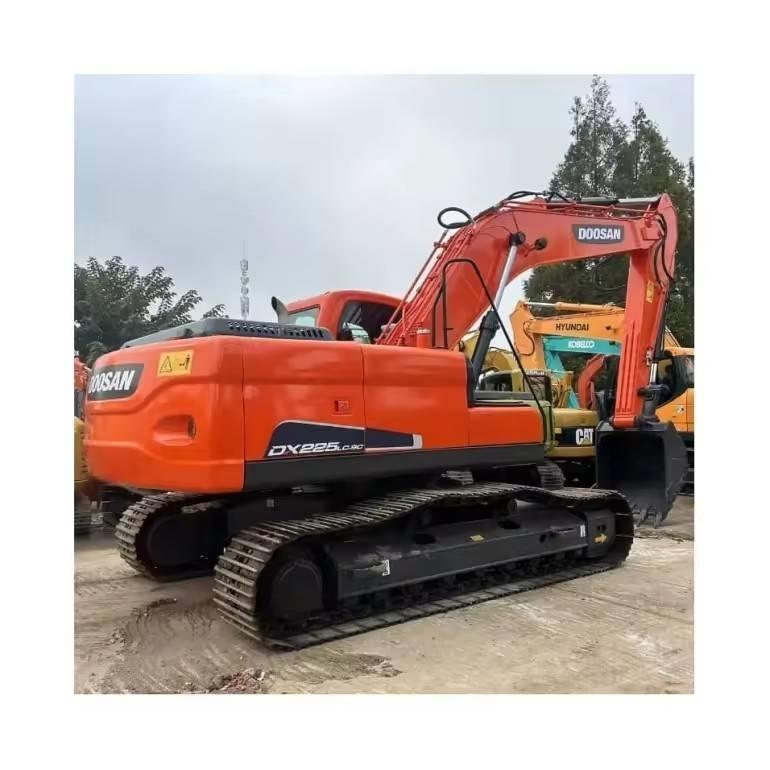 Doosan DX 225 LC-9C Pásová rýpadla