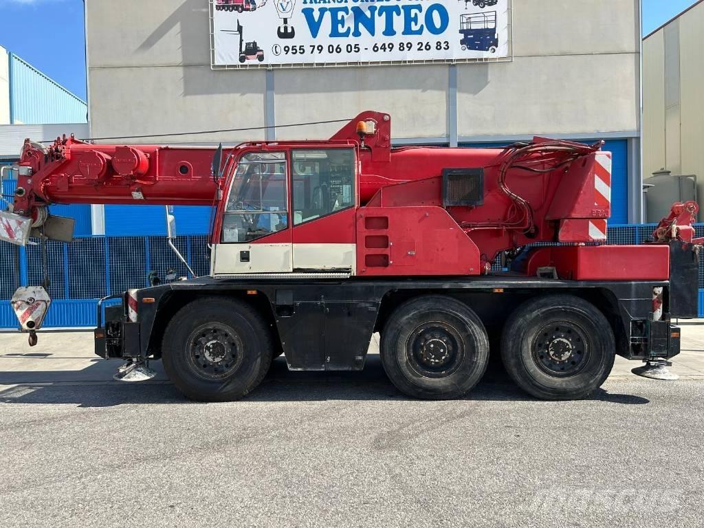 Demag AC 40-1 City Univerzální terénní jeřáby