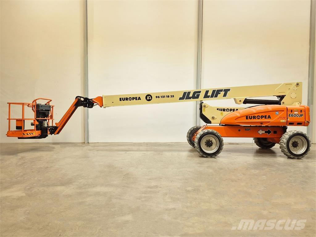 JLG E600JP Kloubové plošiny
