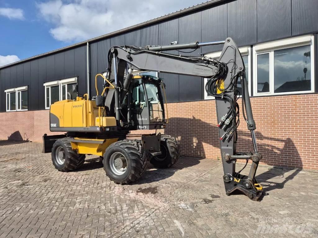 Volvo EW160C Kolová rýpadla