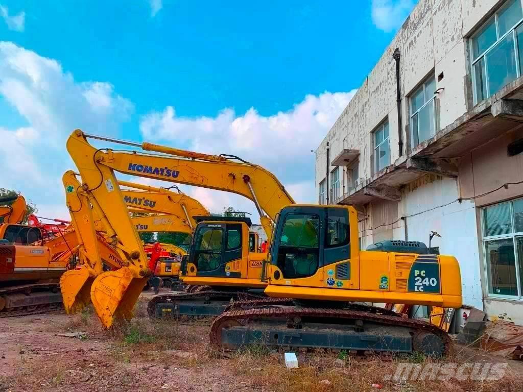 Komatsu PC 240 Pásová rýpadla