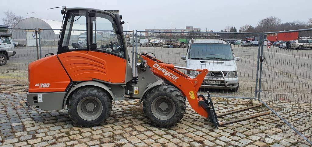 Weycor AR 380 Kolové nakladače