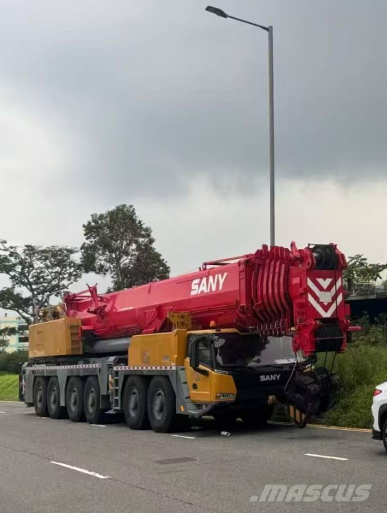 Sany SAC6000C8-8 Univerzální terénní jeřáby