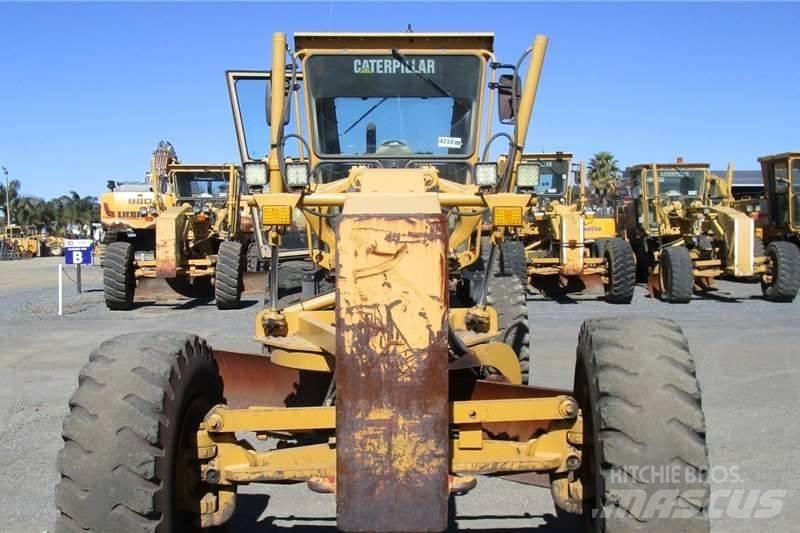 CAT 140K Grejdry