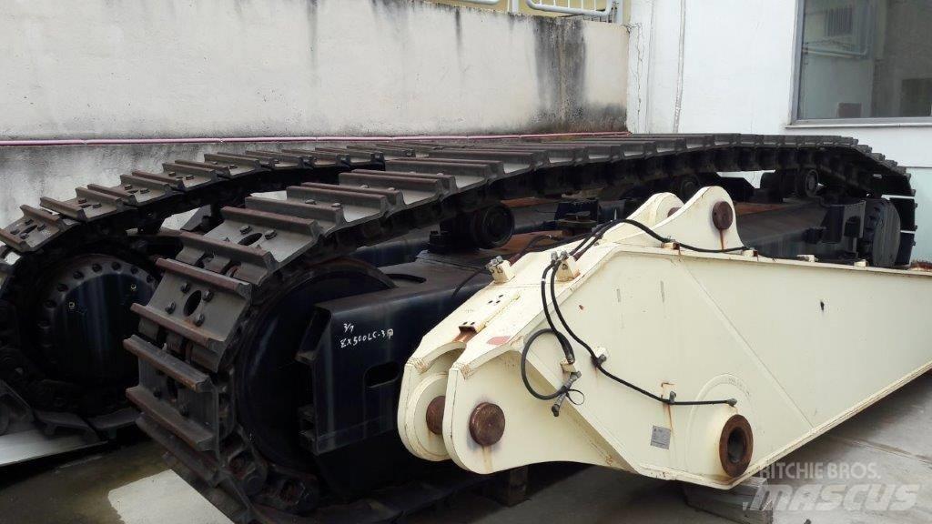 Hitachi ZX 450-3 Podvozky a zavěšení kol