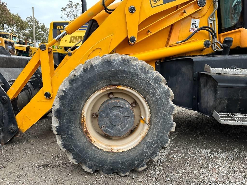 JCB 3 CX Rýpadlo-nakladače