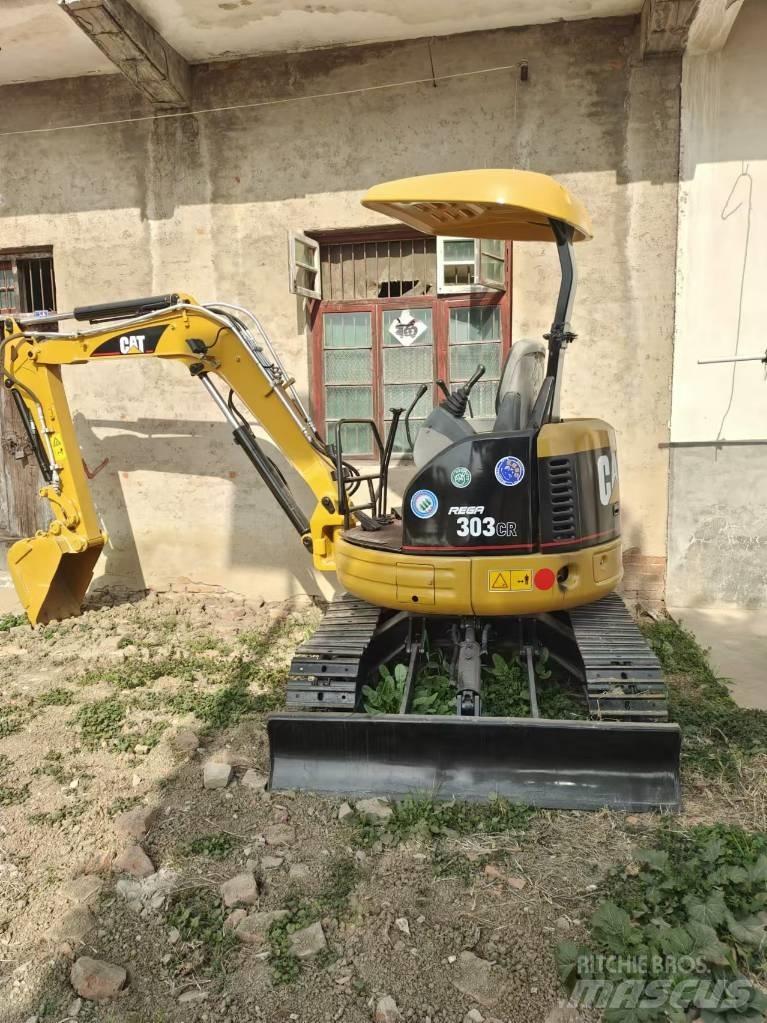 CAT 303 CR Mini rýpadla < 7t