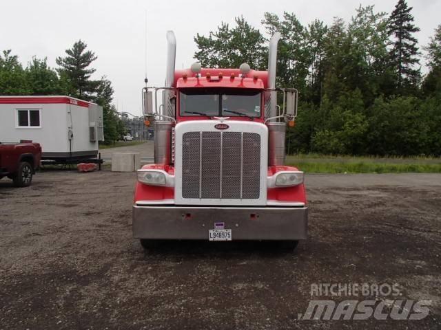 Peterbilt 388 Tahače