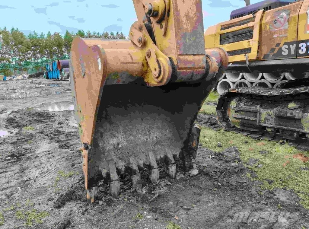 CAT 326 Pásová rýpadla