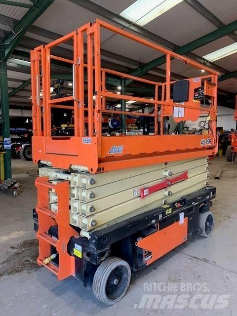 JLG 4045R Nůžková zvedací plošina