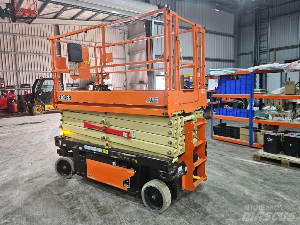 JLG 4045R Nůžková zvedací plošina