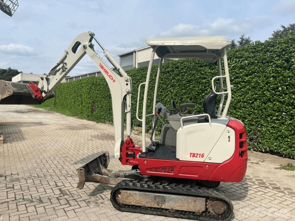 Takeuchi TB 216 Mini rýpadla < 7t