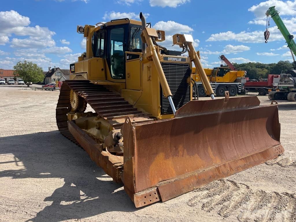 CAT D 6 T LGP Pásové dozery