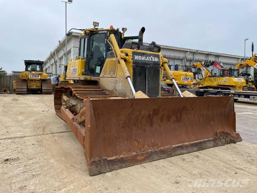 Komatsu D 65 PX-18E0 Pásové dozery
