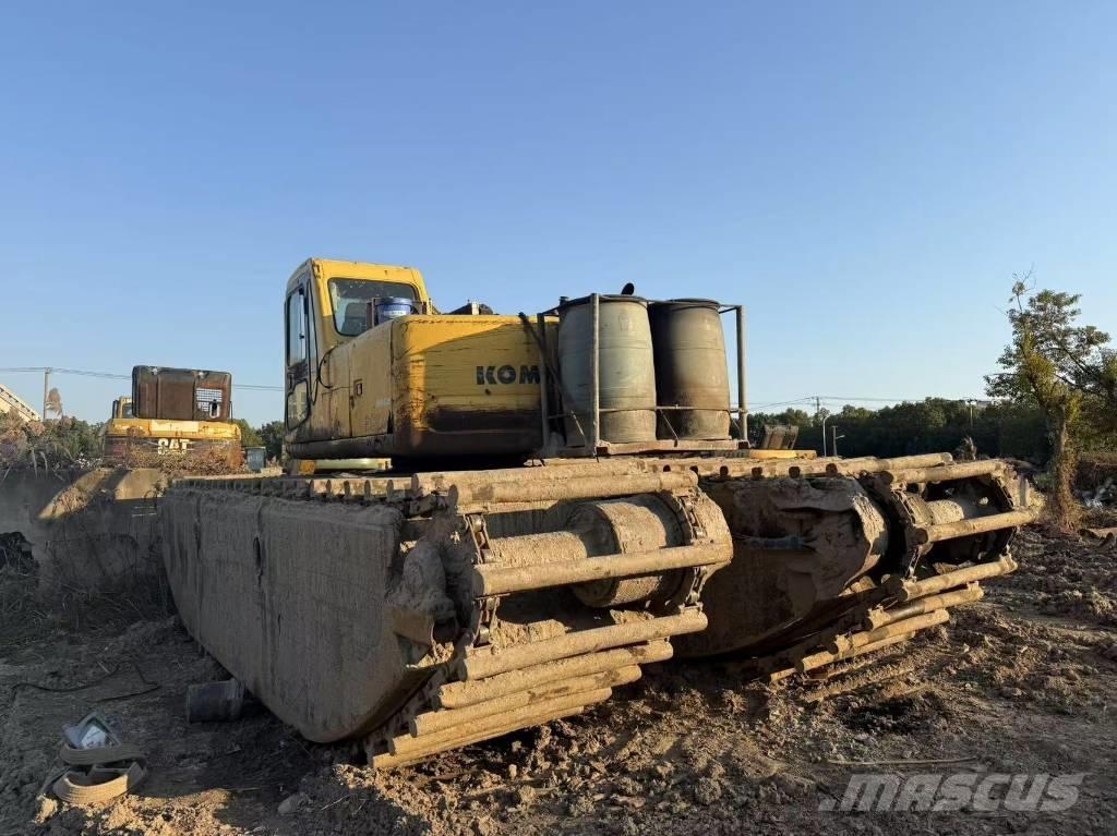 Komatsu PC 200-6 Obojživelná rypadla