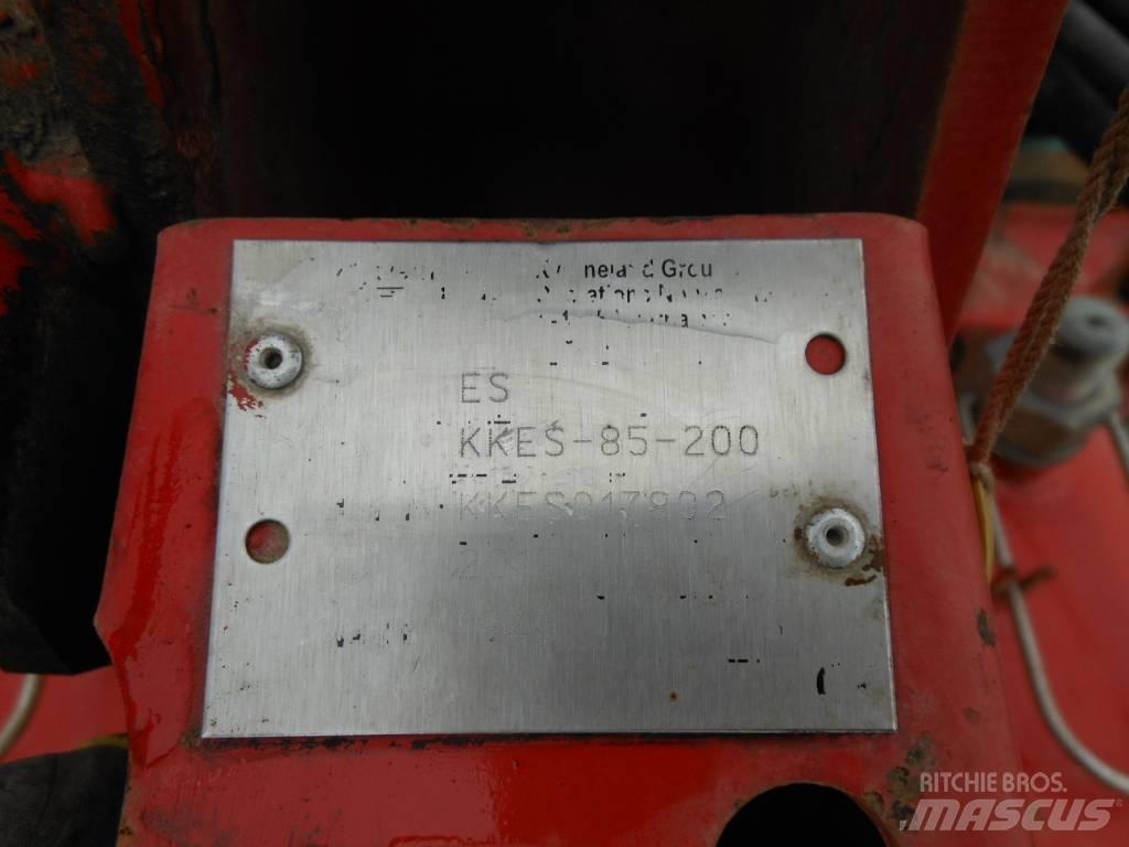 Kverneland ES85 Oboustranné pluhy