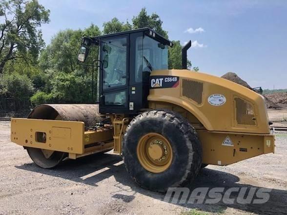 CAT CS 64 B Tahačové válce