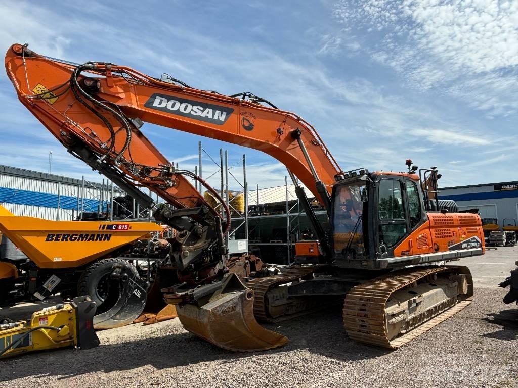 Doosan DX 300 LC-7 Pásová rýpadla