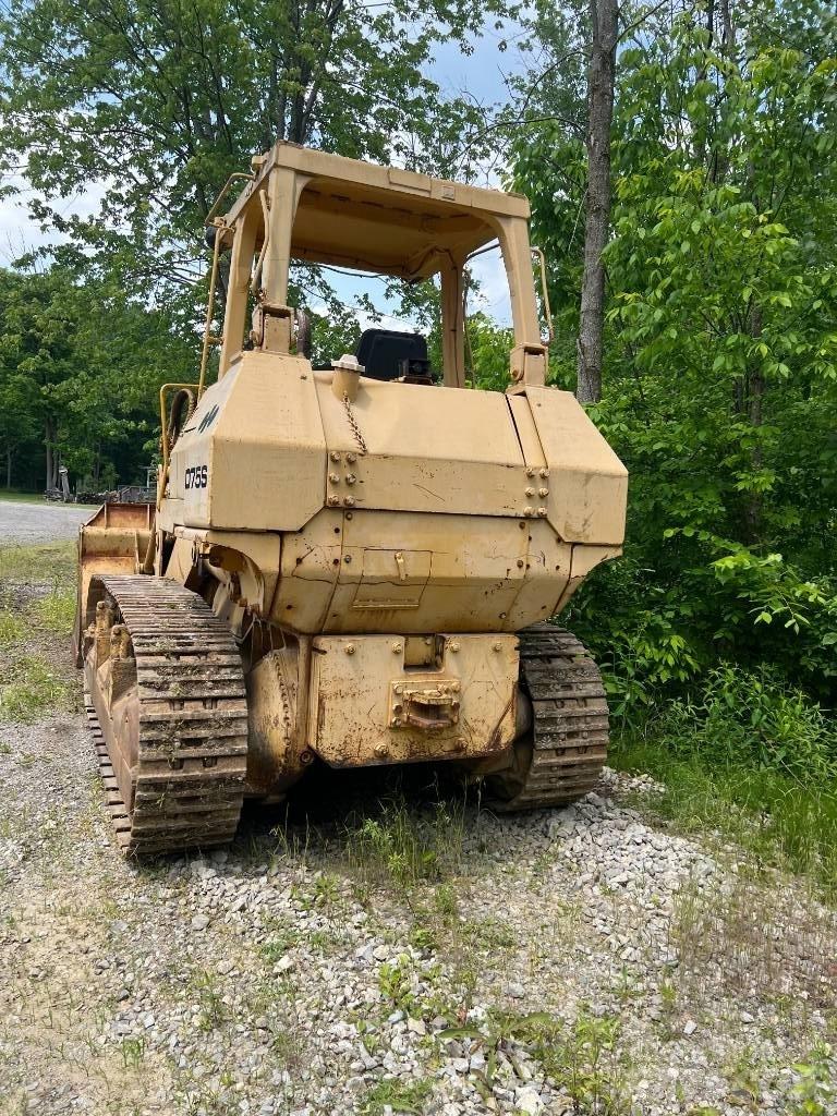 Komatsu D 75 S Pásové nakladače
