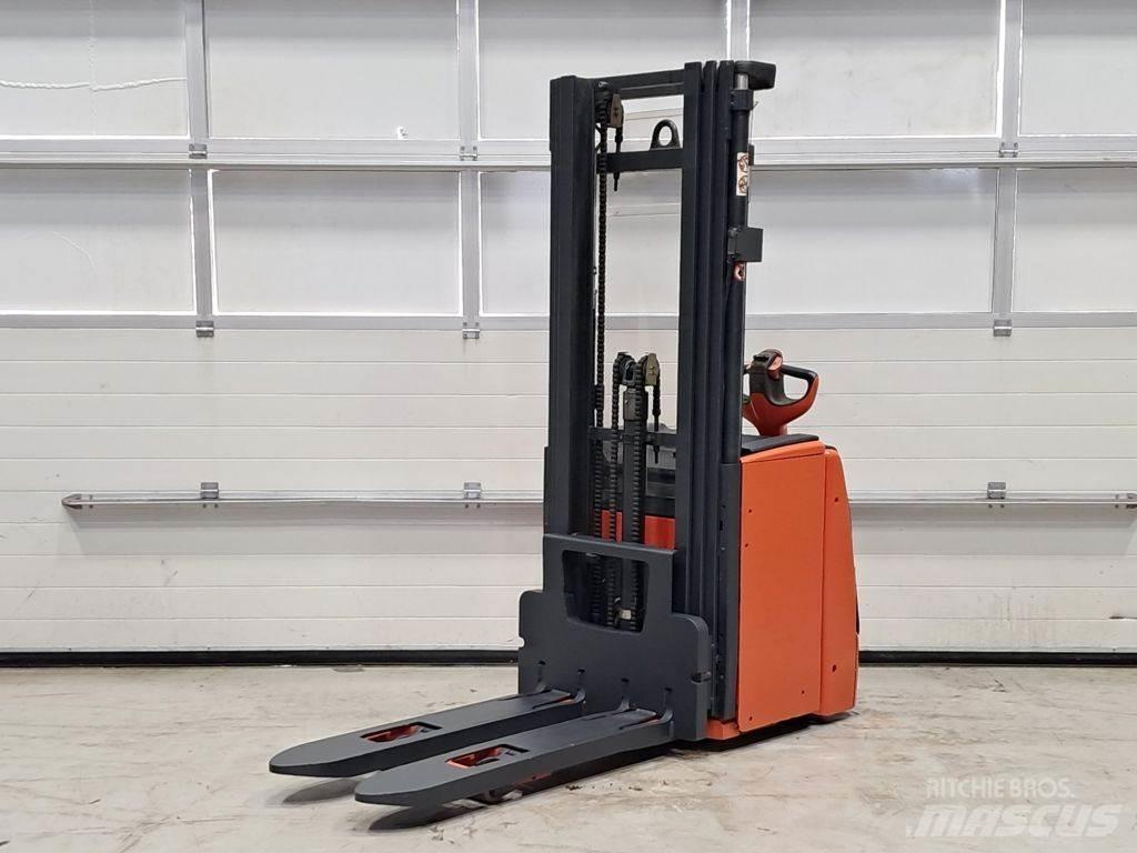 Linde L20 Ručně vedené vysokozdvižné vozíky