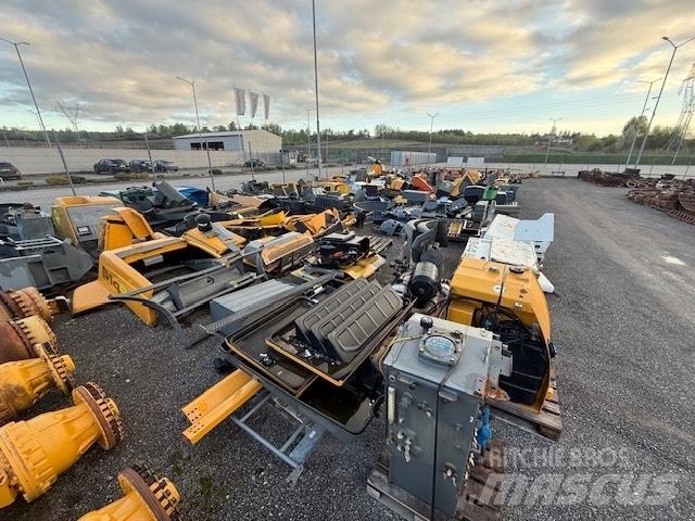 Liebherr OKLAPOWANIE Podvozky a zavěšení kol