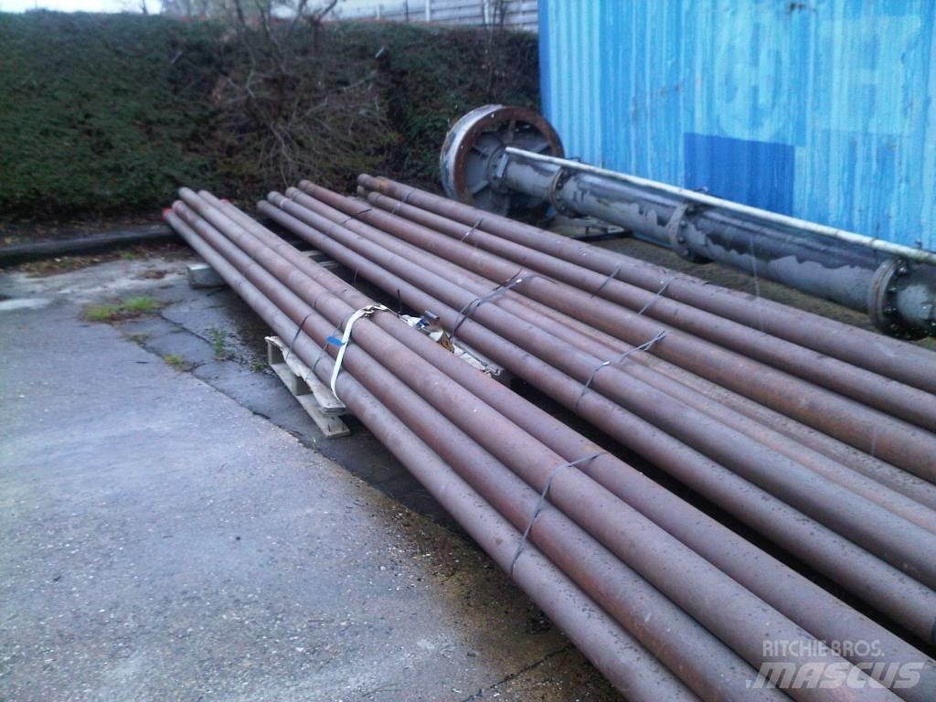 Drill pipes 32' X 4" Zařízení pro hlubinné vrtání ropy a plynu