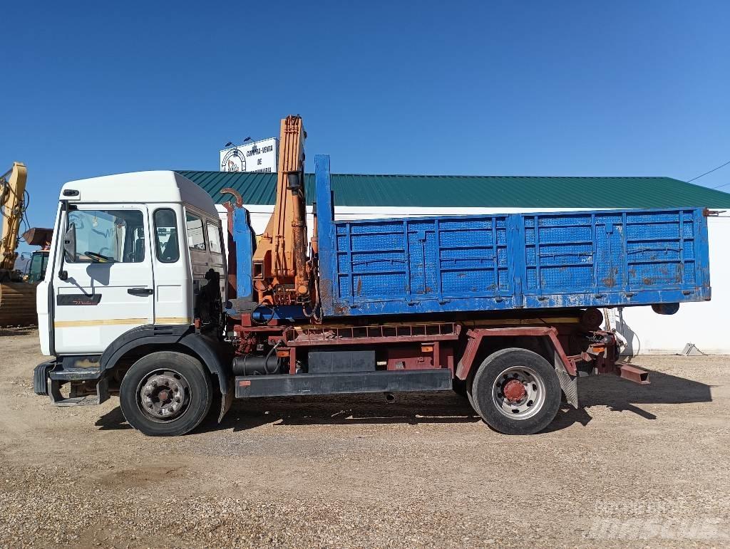 Renault M 210 Lanový nosič kontejnerů