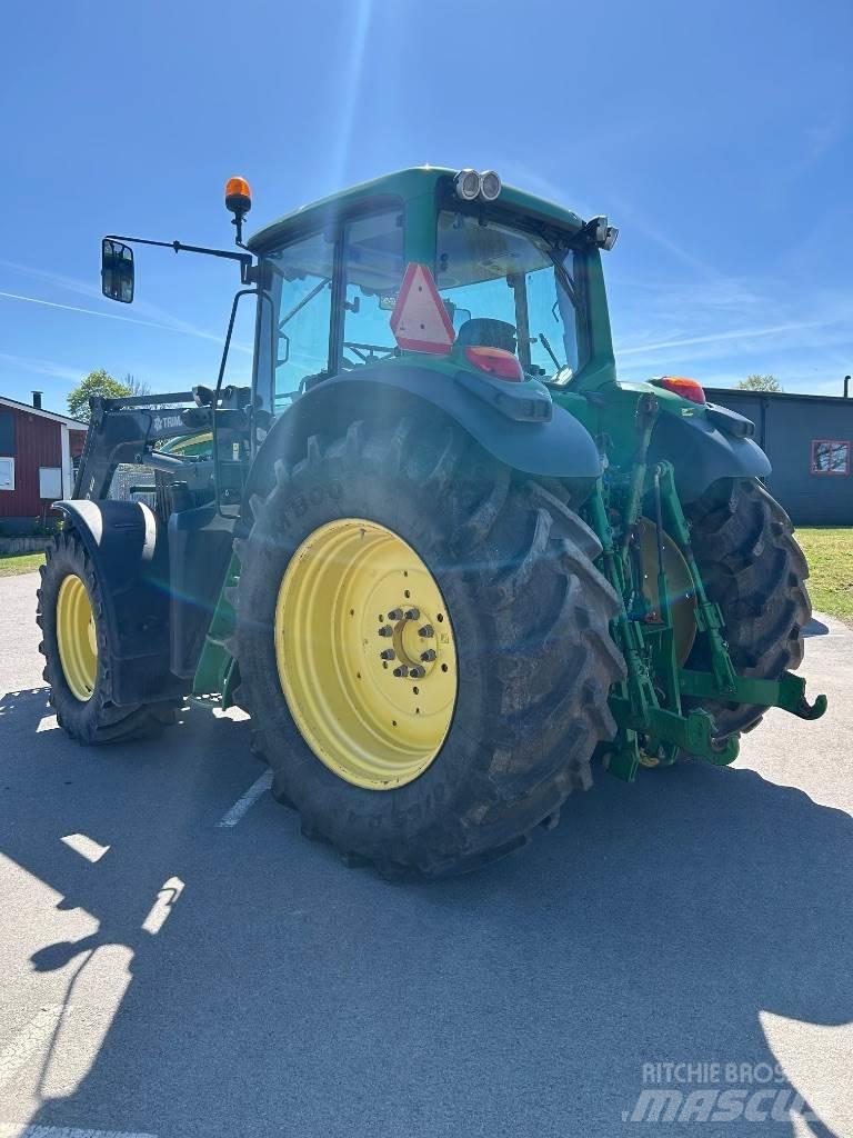 John Deere 7530 Traktory