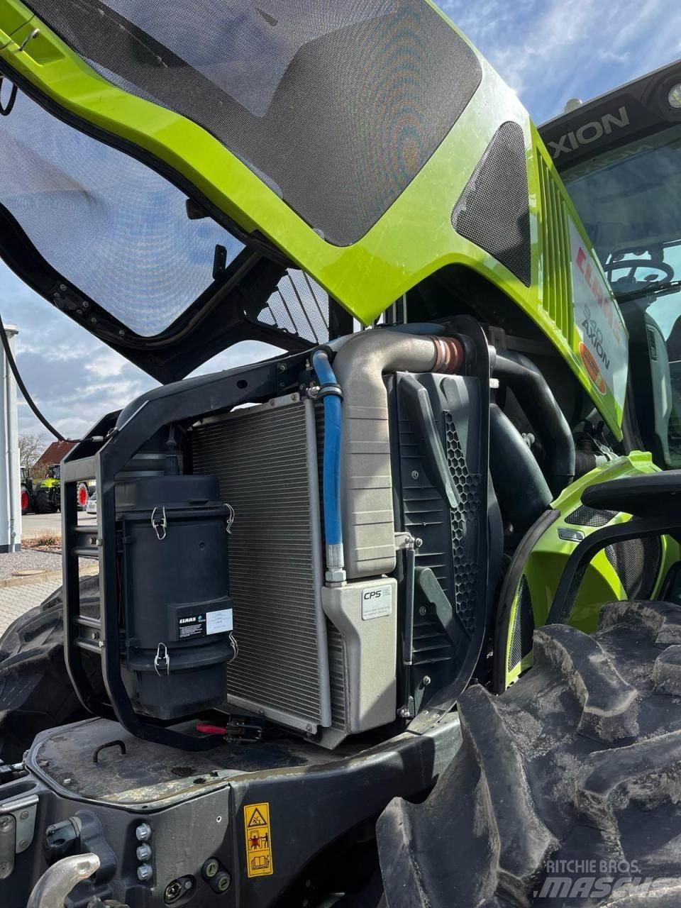 CLAAS Axion 940 Traktory