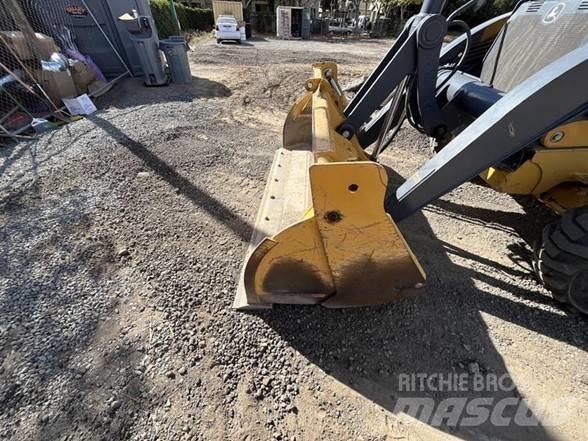 John Deere 310 Rýpadlo-nakladače